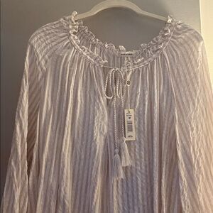 Max Studio NWT top